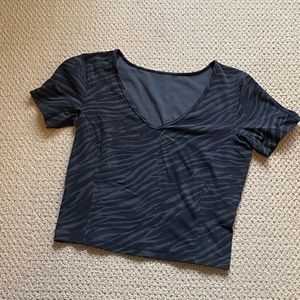 Lululemon slim yoga short sleeves *nulu*